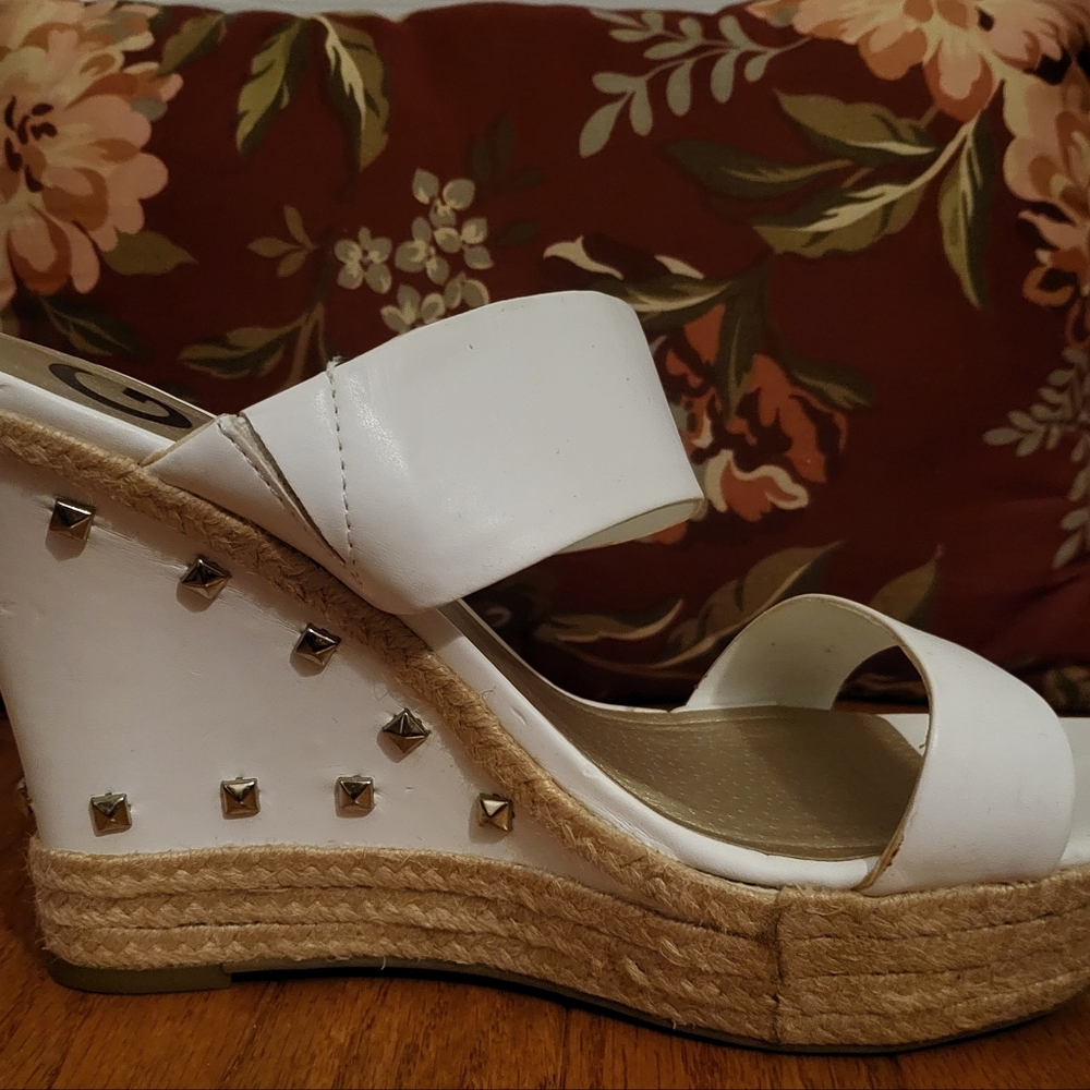GUESS WEDGES SANDALS size 10 M - Picture 3 of 5